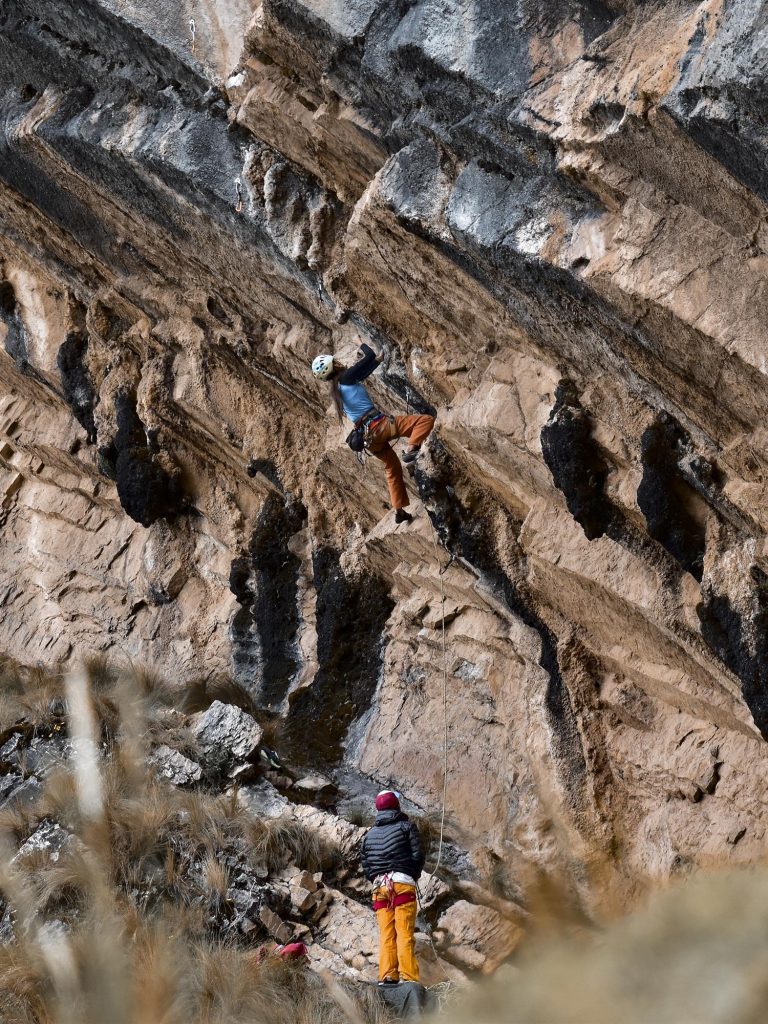 Rock Climbing: Southern Valley – Pitumarca