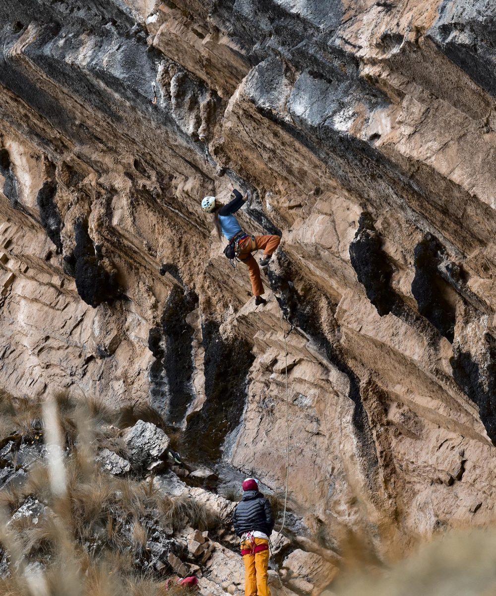 Rock Climbing: Southern Valley – Pitumarca