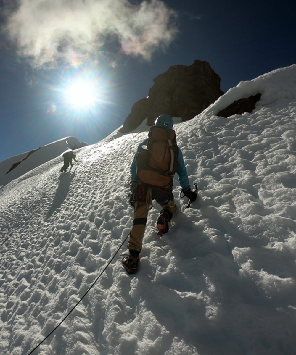 Ascent of Huasacocha Mountain & Rainbow Mountain (5467m)